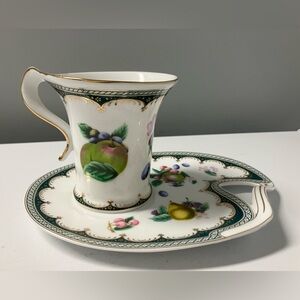 The Leonardo collection tea cup and saucer set- highly unusual shape